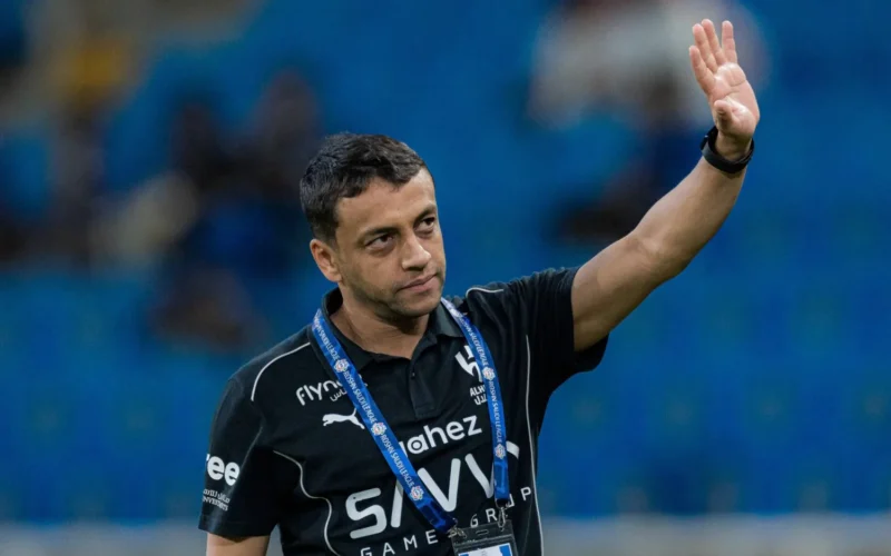 رد مفاجئ من الشلهوب بشأن استمراره مع الهلال بعد التعادل مع الوحدة