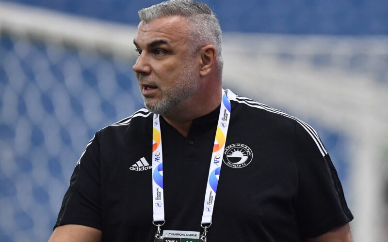 الدوري الإماراتي يطيح بـ5 مدربين بعد نهاية موسم 2024/2025