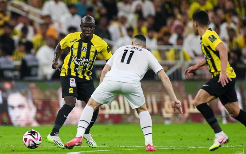 تاريخ مواجهات الاتحاد والشباب قبل قمة دوري روشن المرتقبة