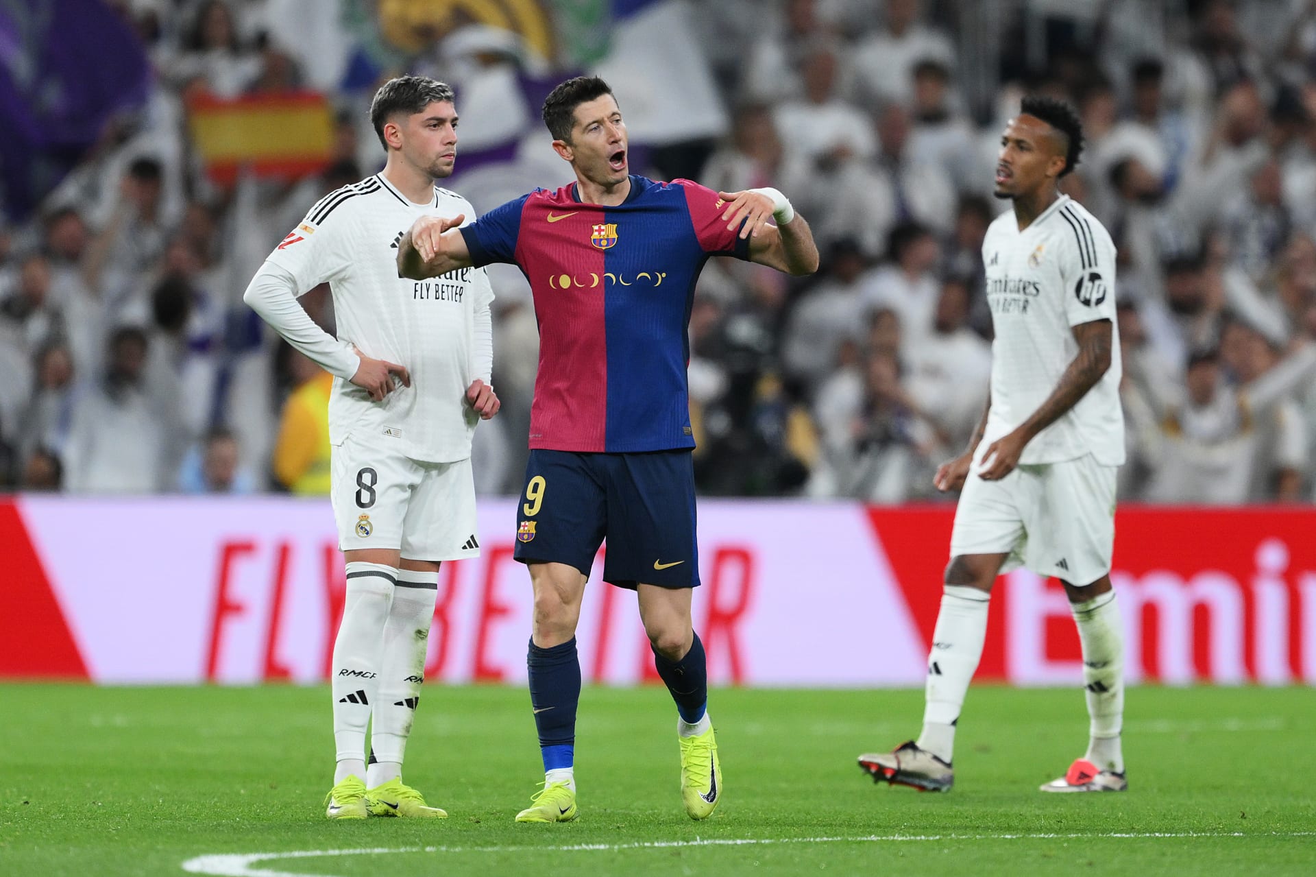 الريال وبرشلونة