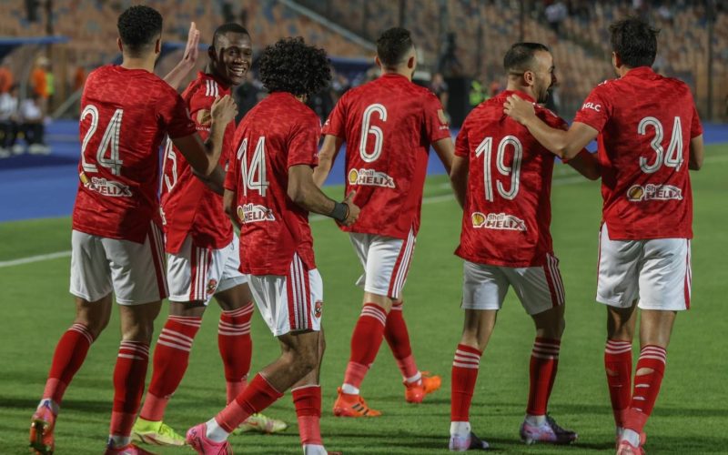 الأهلي يجدد مفاوضاته مع صخرة الدوري التركي