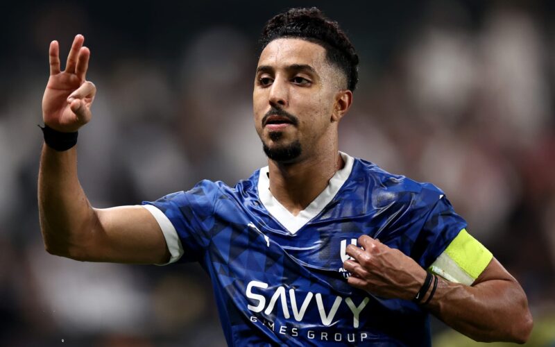 سالم الدوسري يتلقى عرضا ضخما من أحد الأندية السعودية ويقترب من مغادرة الهلال