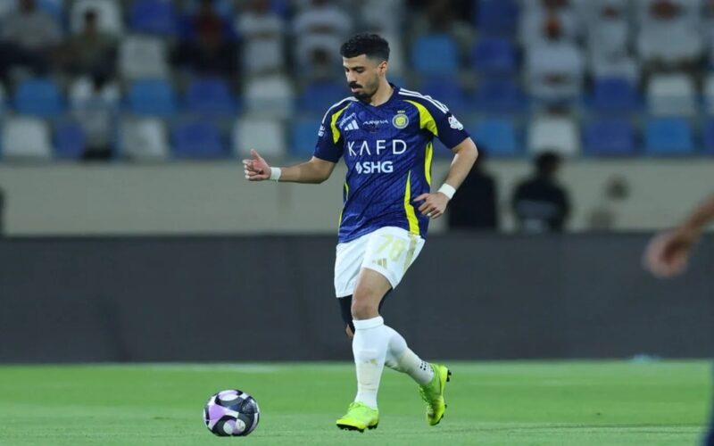 رسميًا.. الهلال يضم علي لاجامي