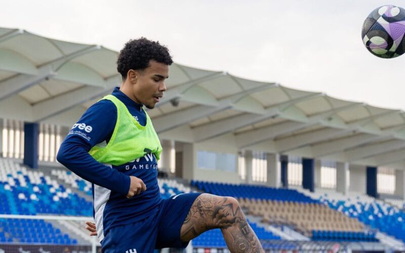 سيزار يصدم الهلال قبل آخر مواجهتين في دوري روشن