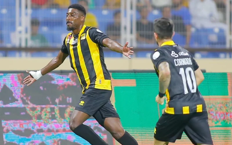نيوم يرغب في ضم نجم الاتحاد بشكل نهائي
