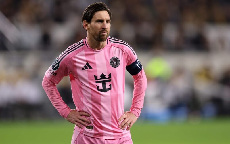مفاجأة كبرى.. ميسي يقترب من دوري روشن في الصيف