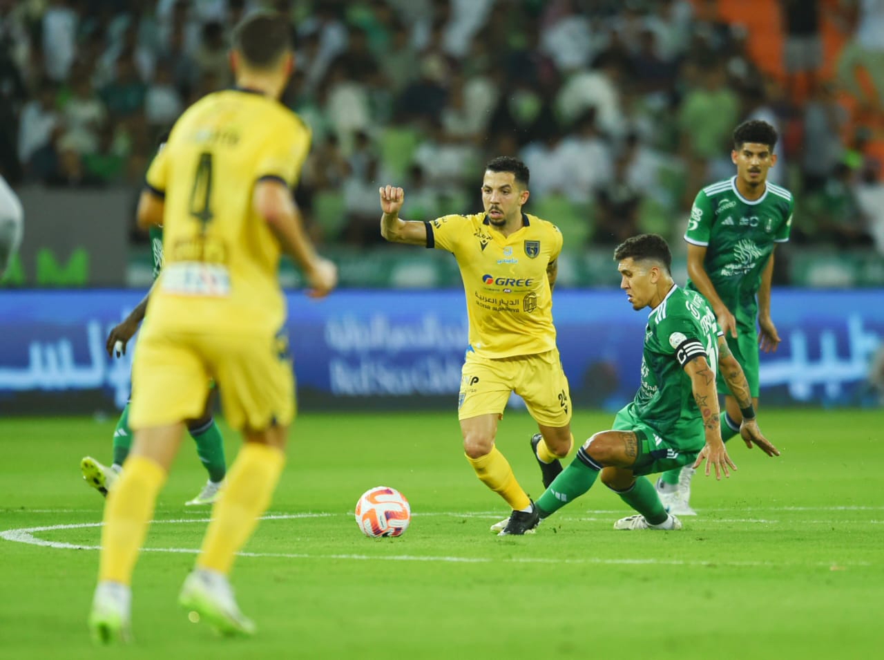 مباراة الأهلي والتعاون