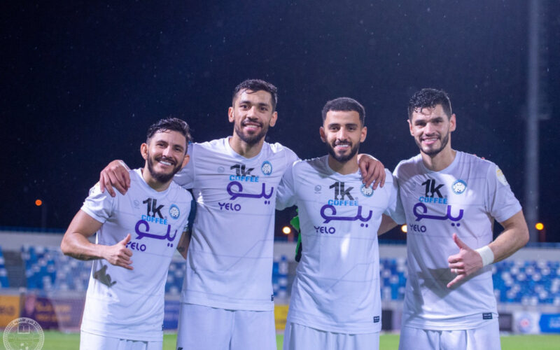 باولو سيرجيو يفاضل بين ثنائي الأخدود أمام الرائد